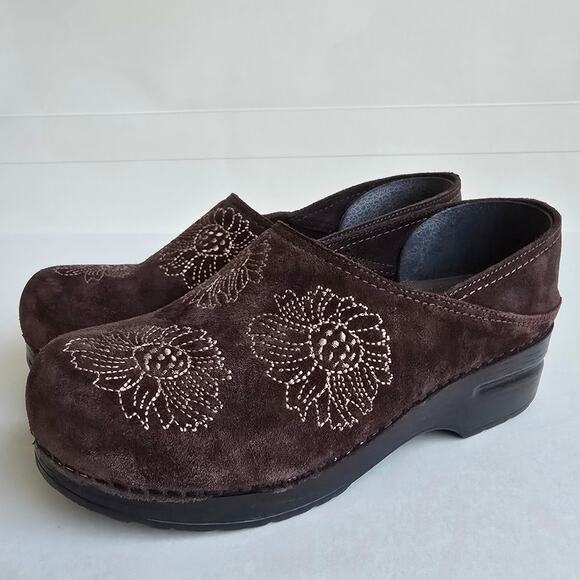 Dansko Suede Clogs Size EU38 US 7.5-8 Brown Leather Floral Embroidery Platform - Picture 4 of 14